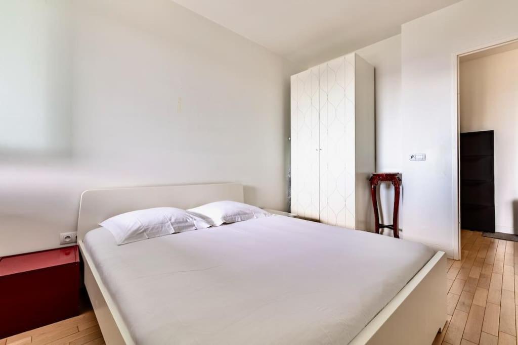 F2 Moderne Terrasse Lumineux Proche Transport Free Parking Apartment *